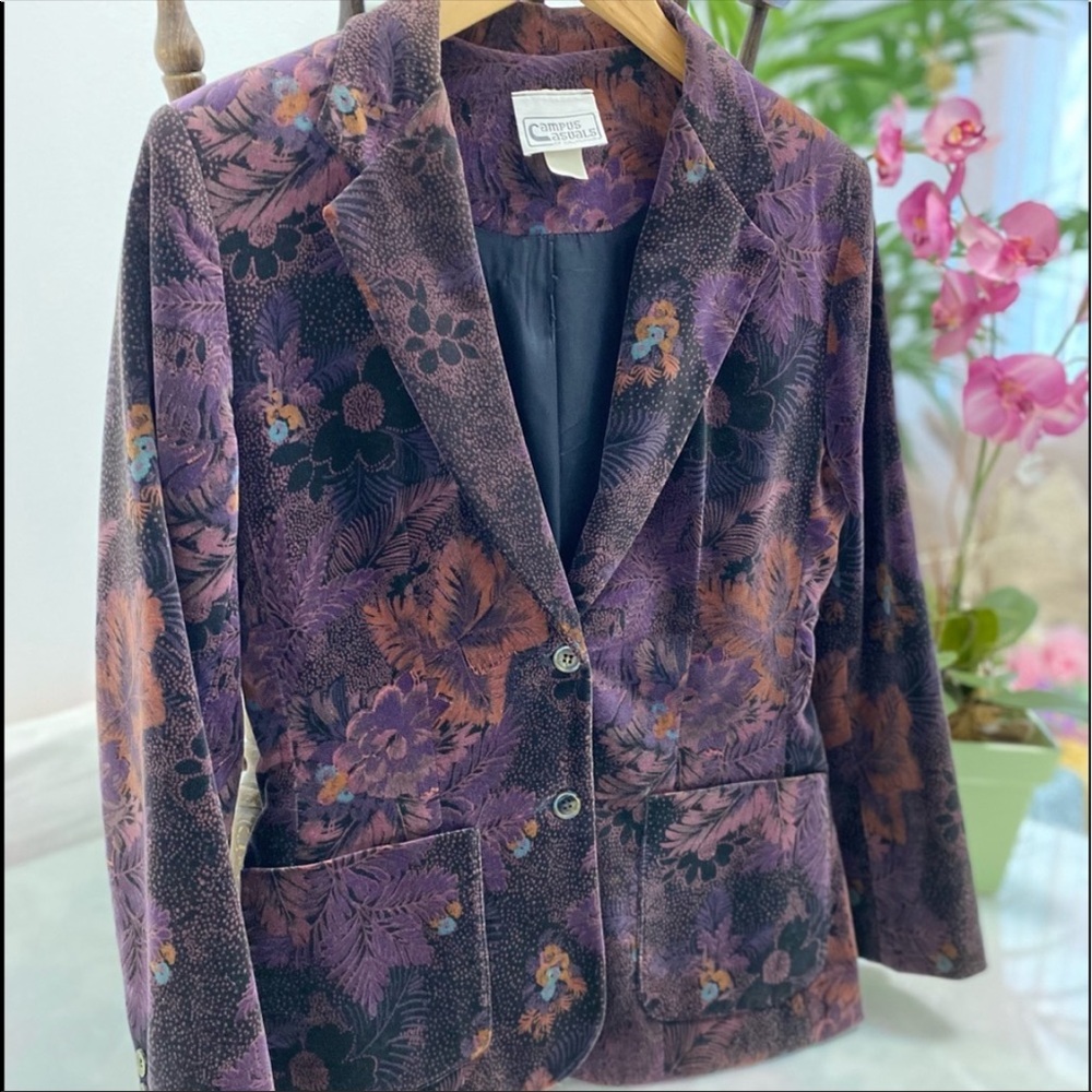 SOLD Campus Casuals of California velvet blazer